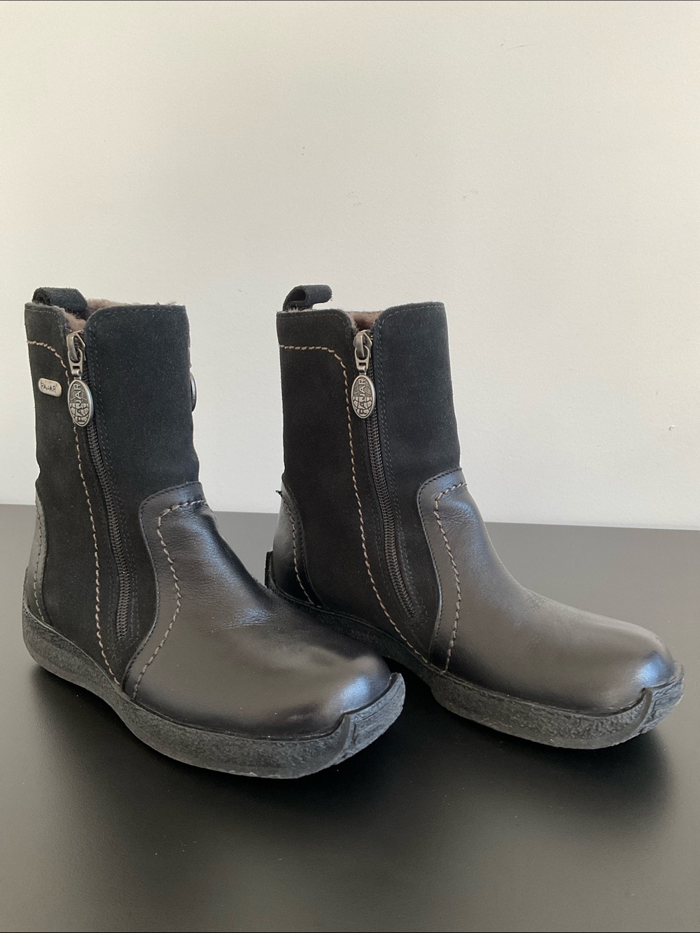 Women’s Pajar Evita Leather & Suede Winter Boots / Black / Size 5